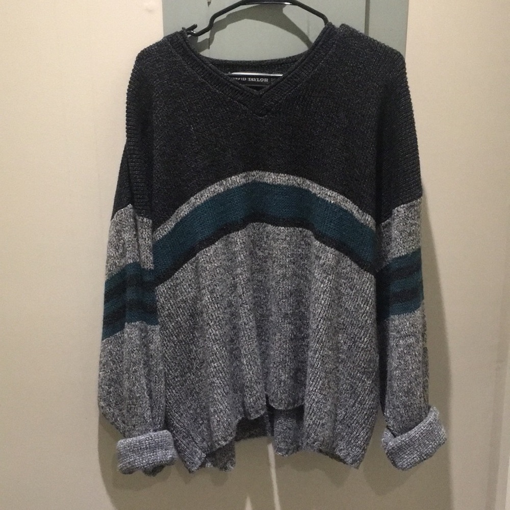 Oversized v-neck jersey sweater